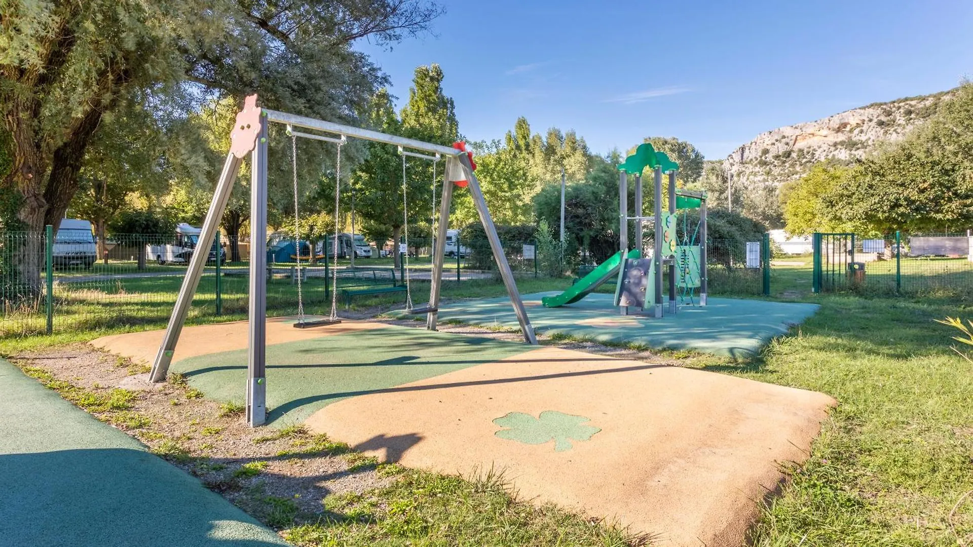 Campsite Camping Bel Air Village Les Pres Du Verdon Quinson